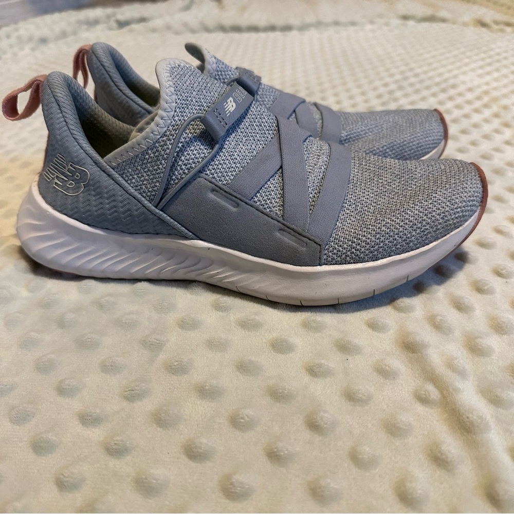 New Balance Women's DynaSoft Beaya
Slip-On Lt. Blue sz 6.5